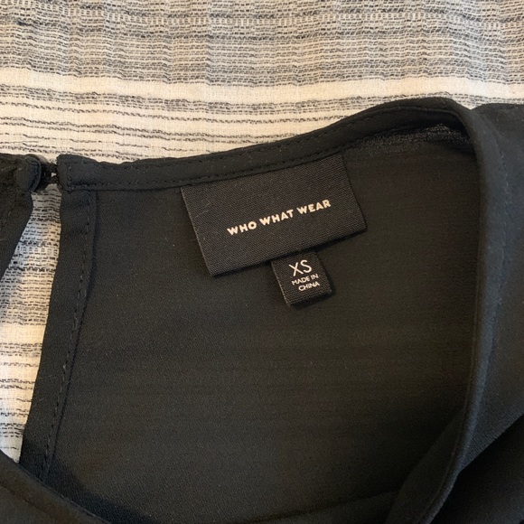 Who What Wear Sheer Black Bell Sleeve Blouse - Picture 7 of 8